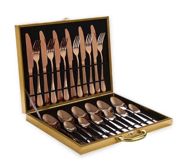 Élégance à Table : Ensemble de Couverts 24 Pièces en Acier Inoxydable